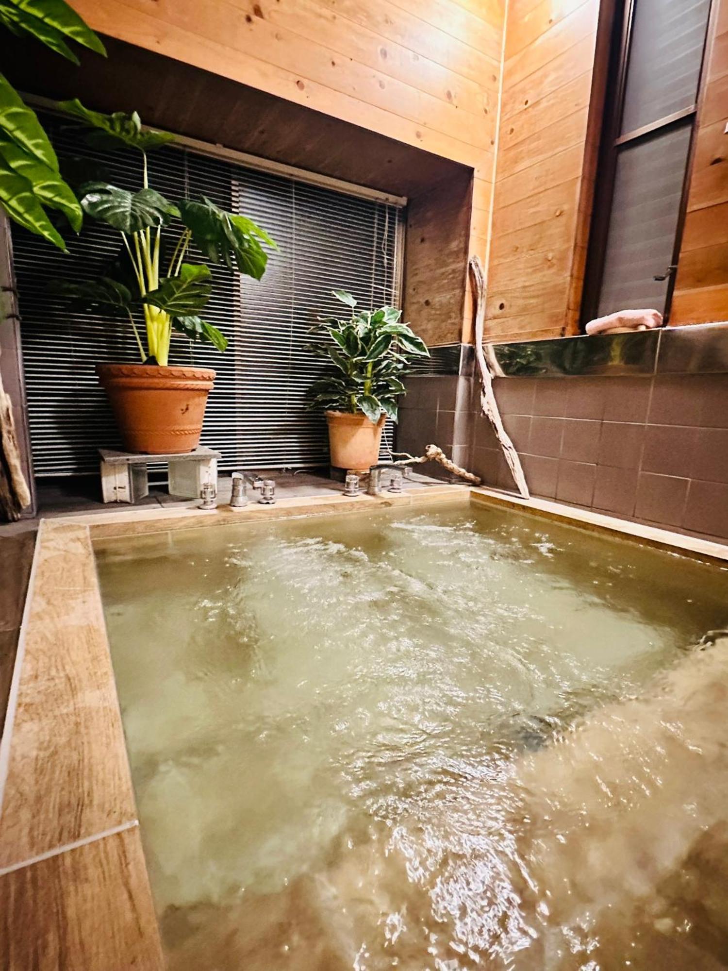 Sanrinsha Hotel Takamori Bilik gambar